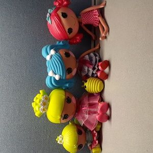 Lalaloopsy Lot of 4 dolls- with 4 bonus Lalaloopsy minis, carry case & DVD!